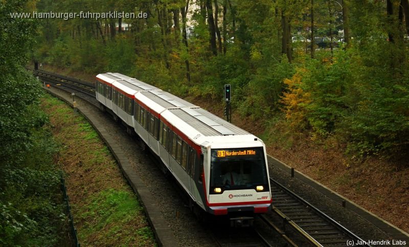 DT4 104-11,HHA-U Bahn,JHL.jpg